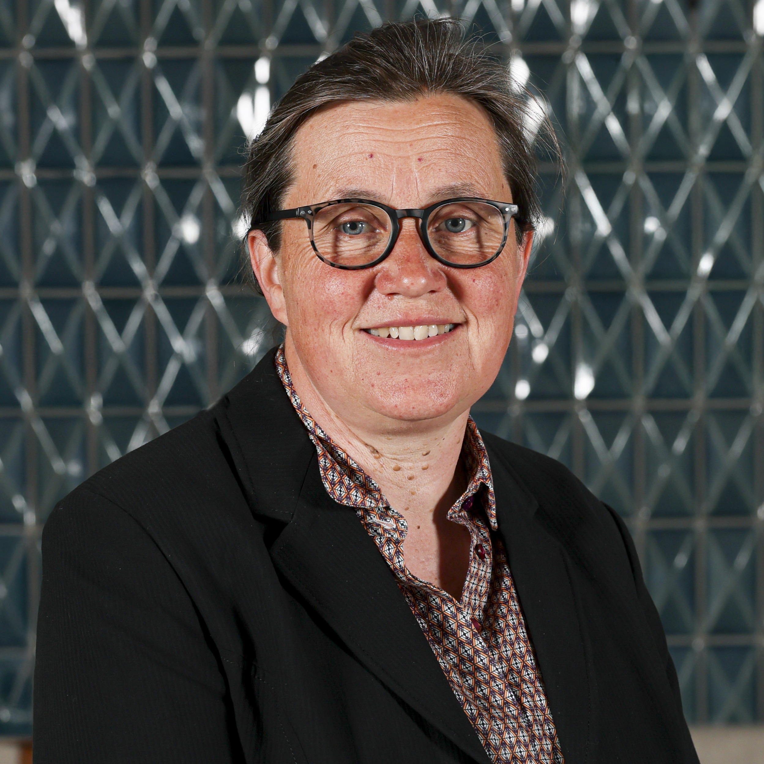 Headshot of Jenny Willis