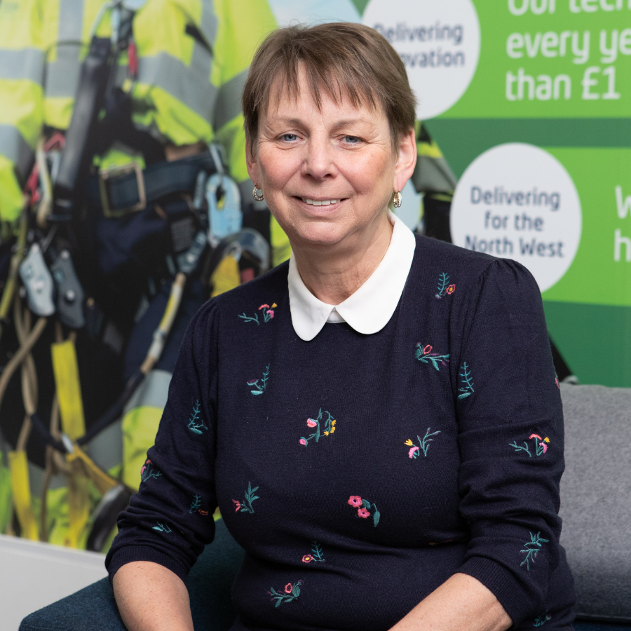 Headshot of Jayne Scott